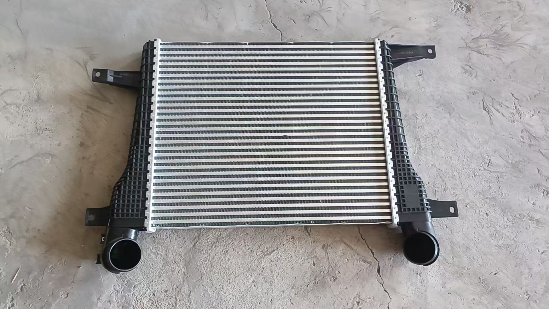 Unveiling the Hidden Survival Rules of Truck Radiators: From Materials to Malfunctions